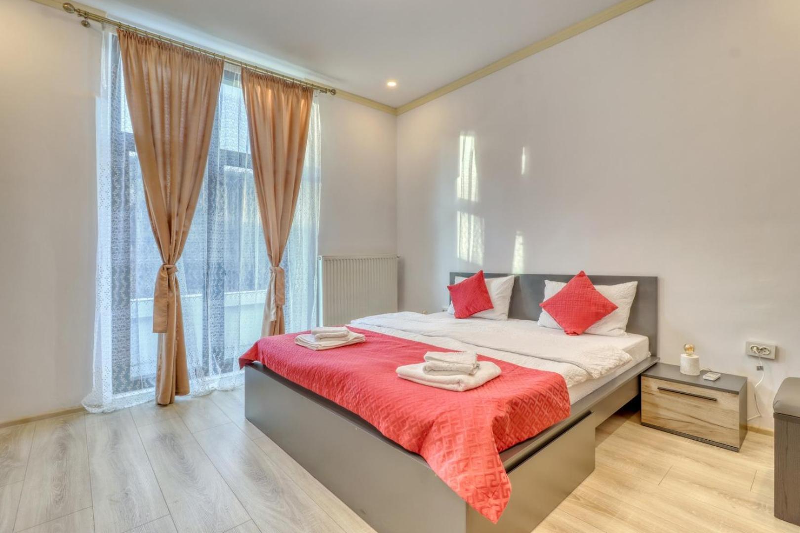 Muse Residence Downtown Букурещ Екстериор снимка
